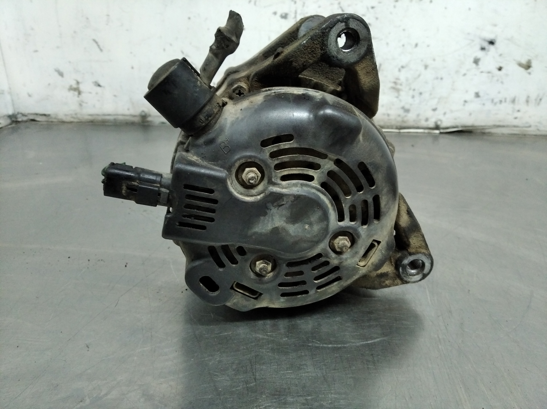 TOYOTA C3 1 generation (2002-2010) Alternator 9640623580 23584525