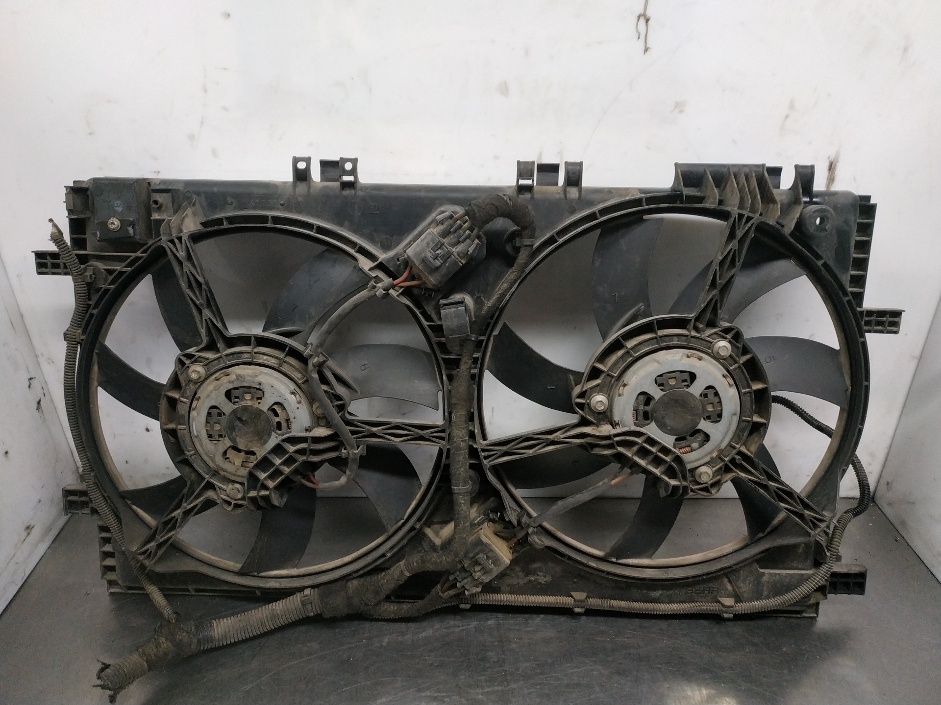 Electroventilador 13223018 de Opel Insignia 2008-2011 - pieza usada