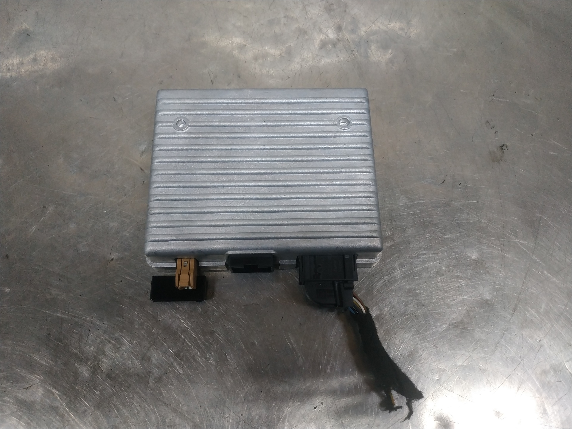 Módulo electronico 13342398 de Opel Insignia 2008-2011 - pieza usada