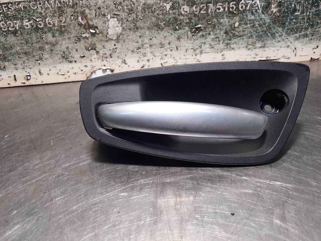 BMW 1 Series F20/F21 (2011-2020) Rám vnútornej kľučky ľavých predných dverí 106285 18838886