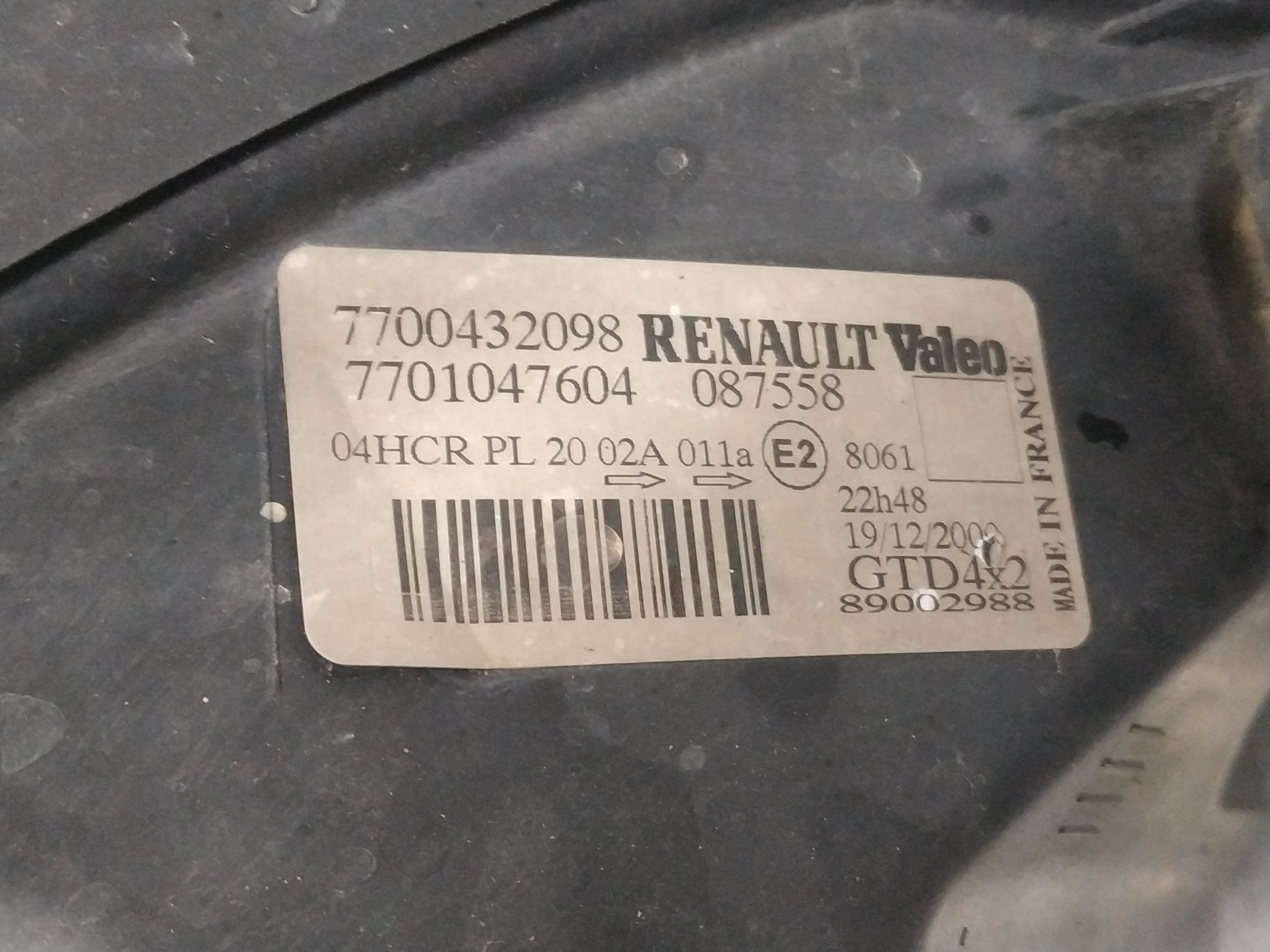 Faro izquierdo 7700432098 de Renault Megane scénic (ja0/1_) 2001-2003 - pieza usada