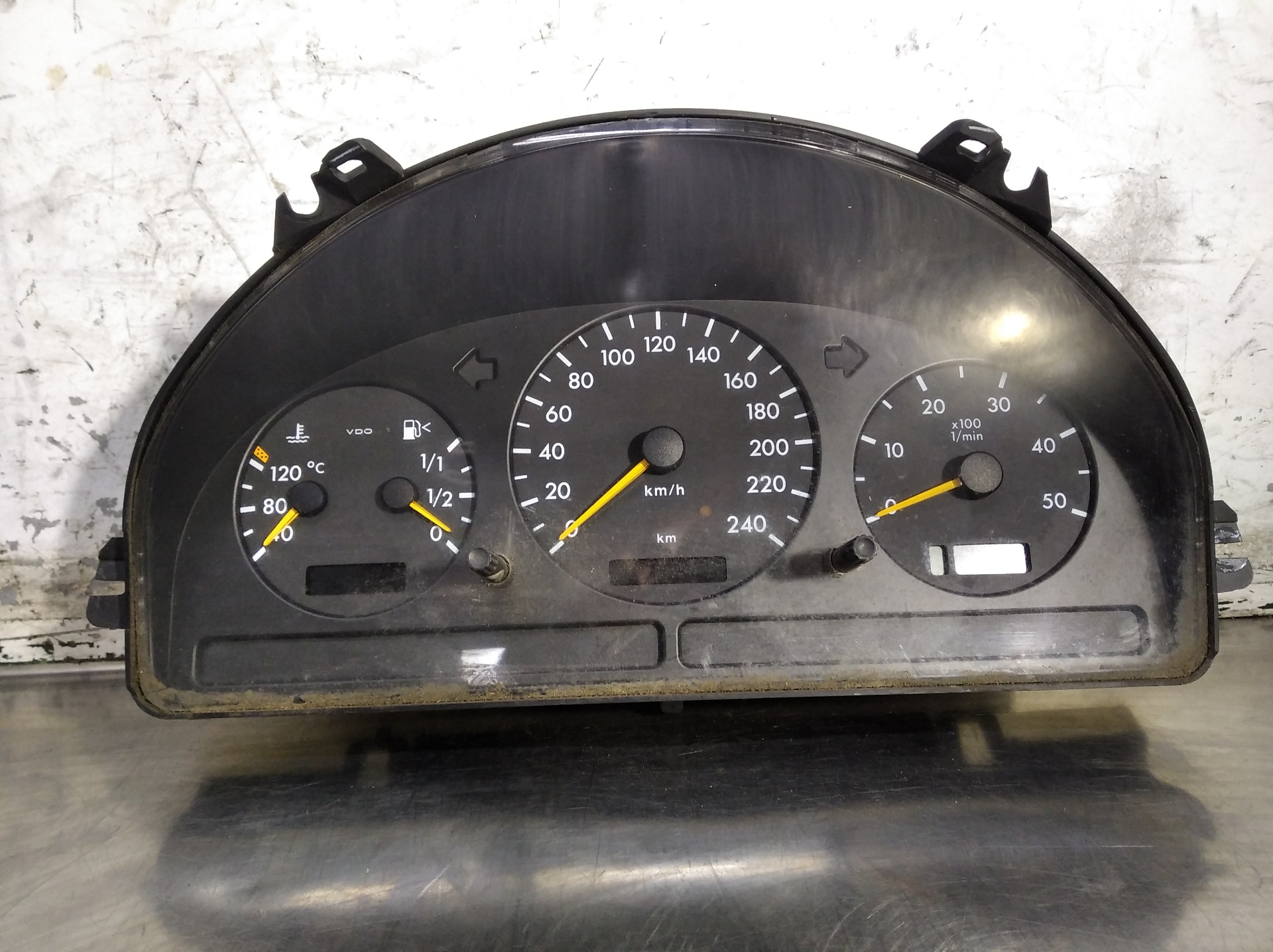 MERCEDES-BENZ M-Class W163 (1997-2005) Speedometer A1635404011 19083447