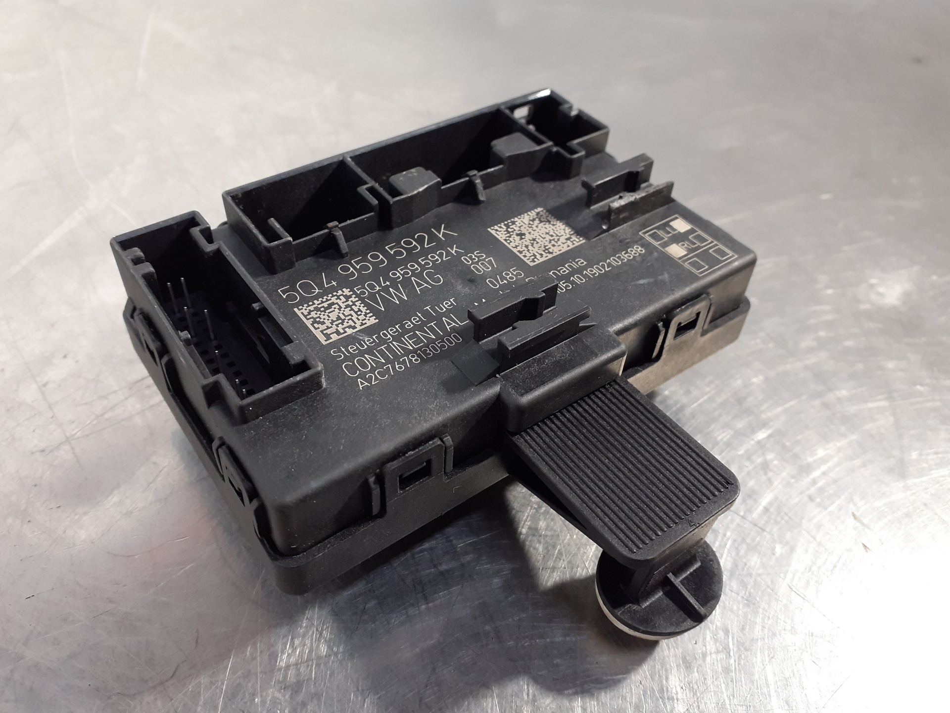 SEAT Toledo 3 generation (2004-2010) Other Control Units 5Q4959592K 18985442