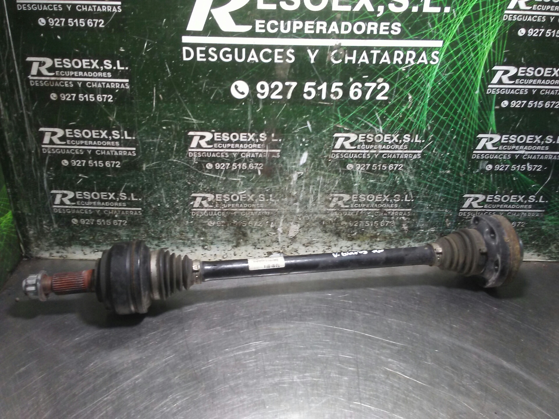 VOLKSWAGEN Touareg 1 generation (2002-2010) Arbre de transmission arrière gauche 7L0501201A 18899641