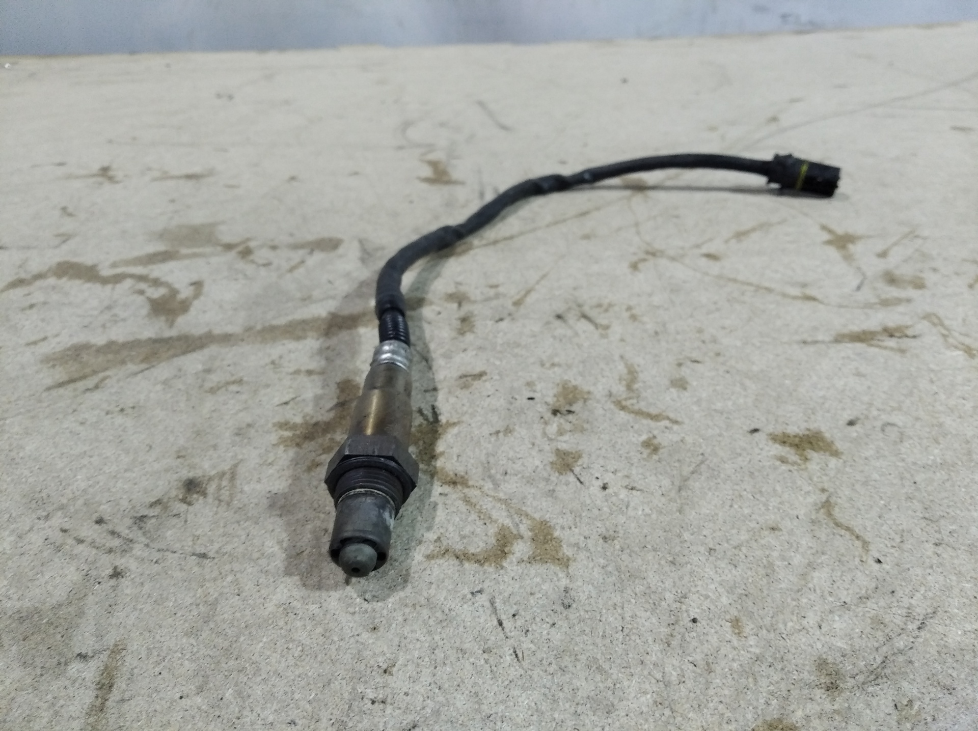 NISSAN S-Class W220 (1998-2005) Lambda Oxygen Sensor 0015405117 23611452