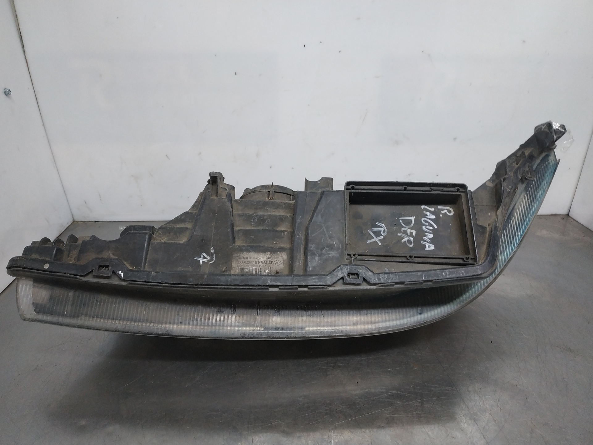 Headlamp rh F9Q D6 8200002847 de Renault Laguna ii (bg0/1_) 2001-2007