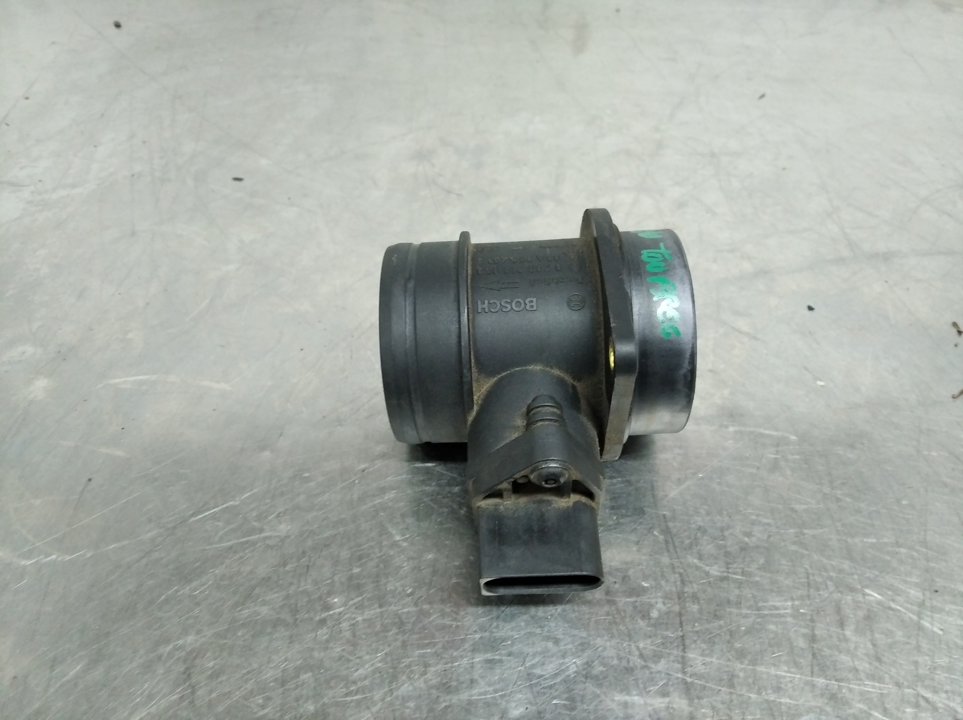 VOLKSWAGEN Touareg 1 generation (2002-2010) Masseluftstrømsensor MAF 0280218060 27319337