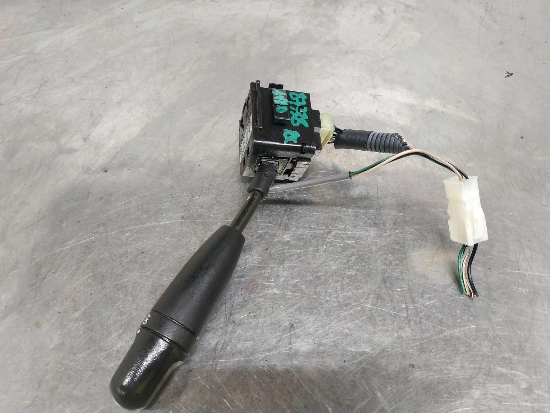 Mando intermitentes F14D3 96540683 de Chevrolet Aveo / kalos sedán (t200) 2003-2008 - pieza usada