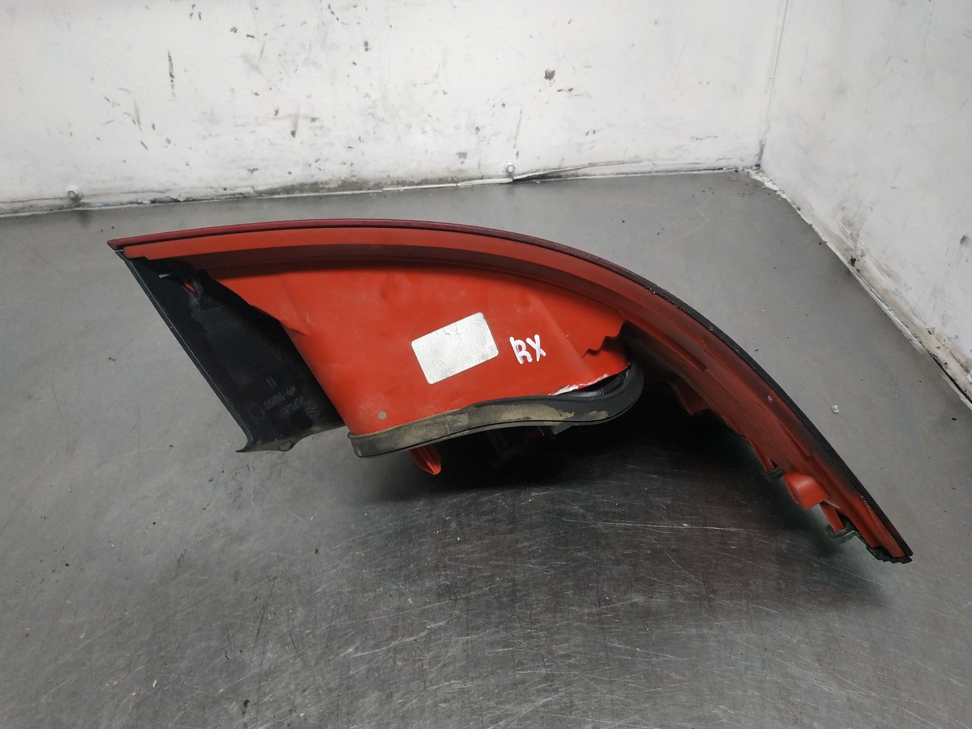 Rear lamp rh G9T702 8200014360 de Renault Vel satis (bj0_) 2002-2009 - pieza usada