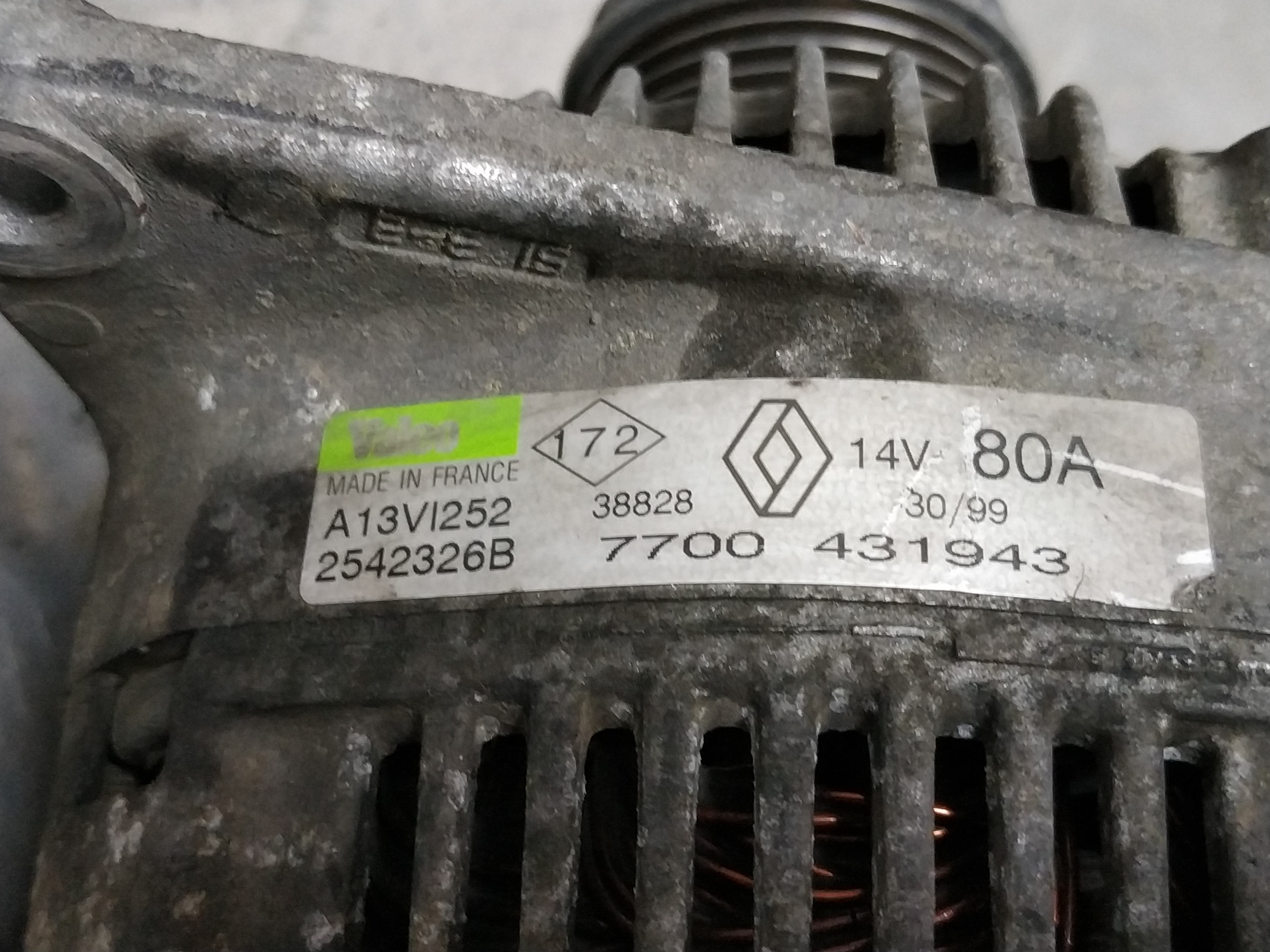 Alternador F9QK7 7700431943 de Renault Scénic i monospace (ja0/1_, fa0_) 1999-2003 - pieza usada