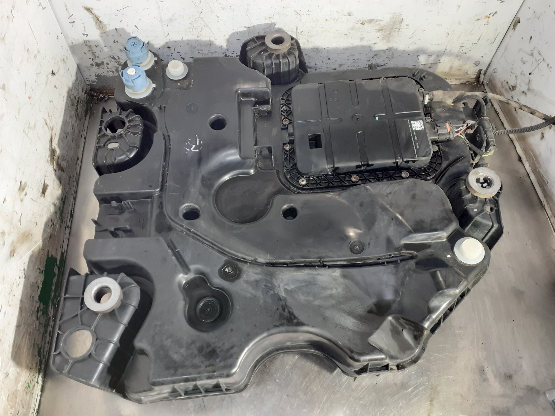 PEUGEOT 5008 1 generation (2009-2016) Brændstoftank 12678023 19086520