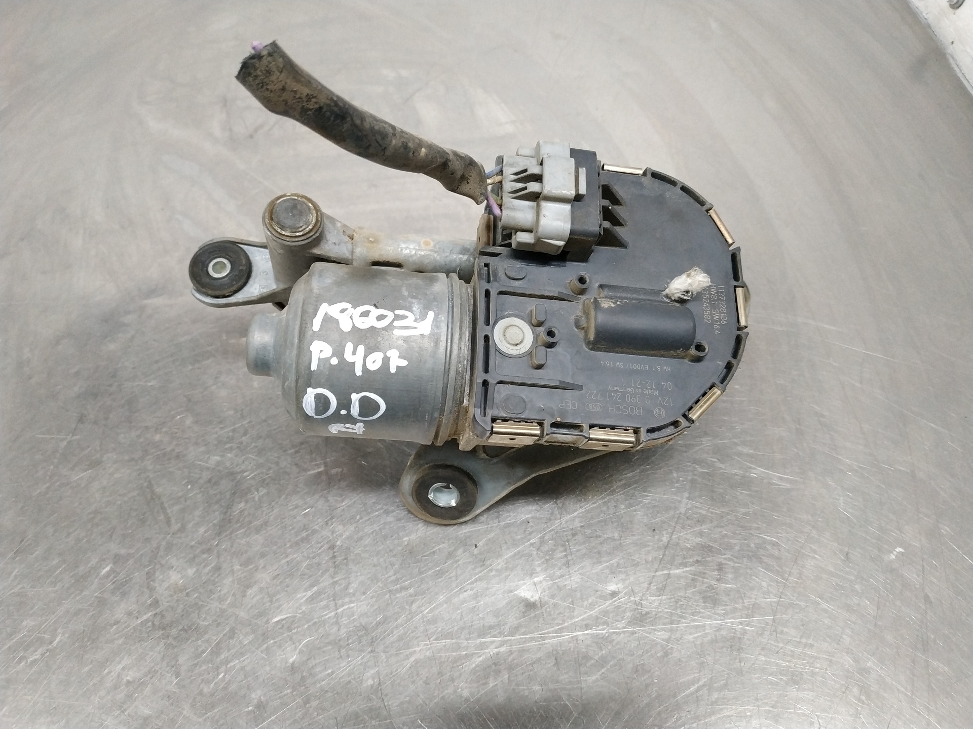 Motor limpia delantero RHR 0390241722 de Peugeot 407 (6d_) 2004-2010 - pieza usada