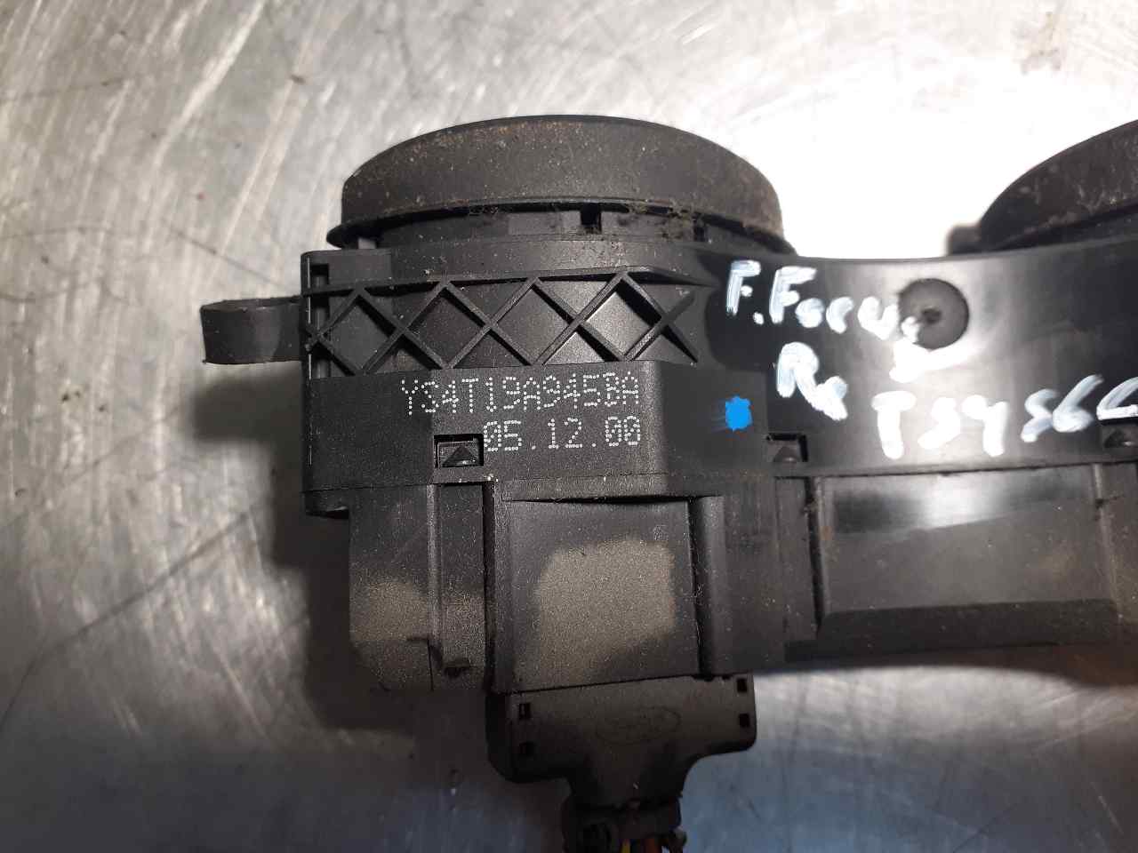 PEUGEOT Focus 1 generation (1998-2010) Climate  Control Unit YS4T19A945BA 18858473