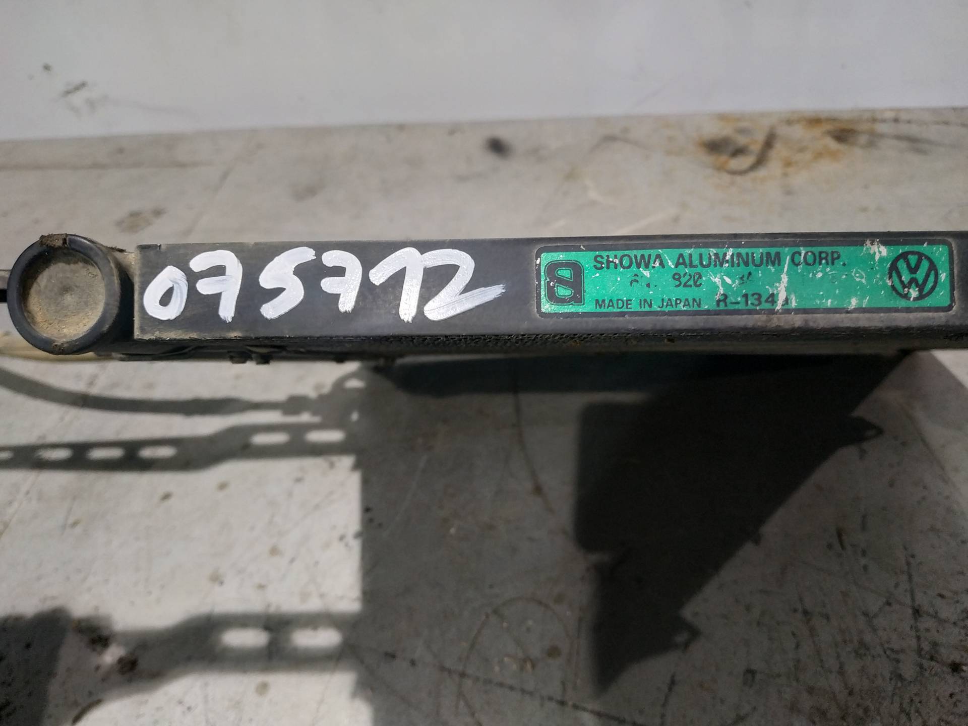 Kondensator AEX 4825941 de Volkswagen Polo iii (6n1) 1994-1995 - pieza usada