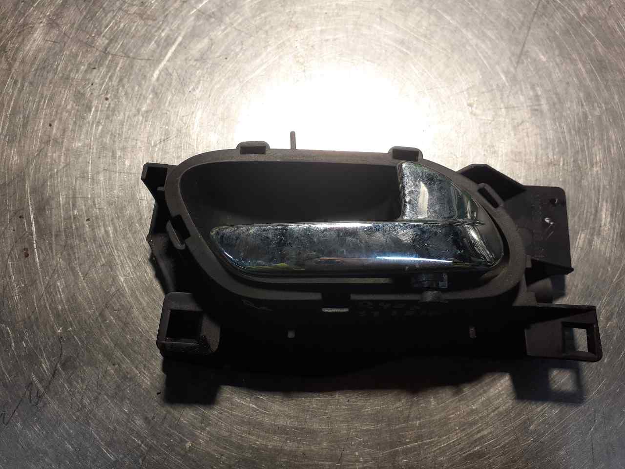 PEUGEOT 407 1 generation (2004-2010) Right Rear Internal Opening Handle 18852971