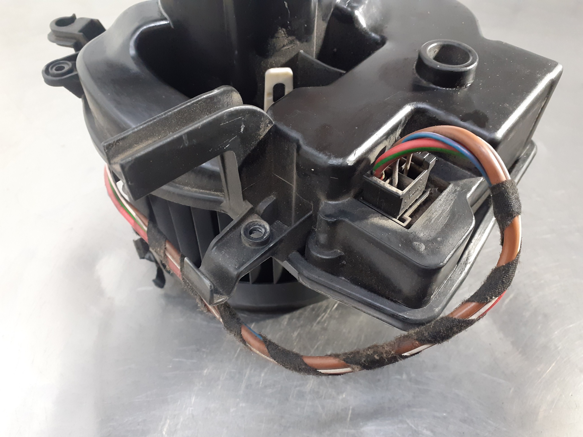 MITSUBISHI C-Class W203/S203/CL203 (2000-2008) Heater Blower Fan 9400784 18992460