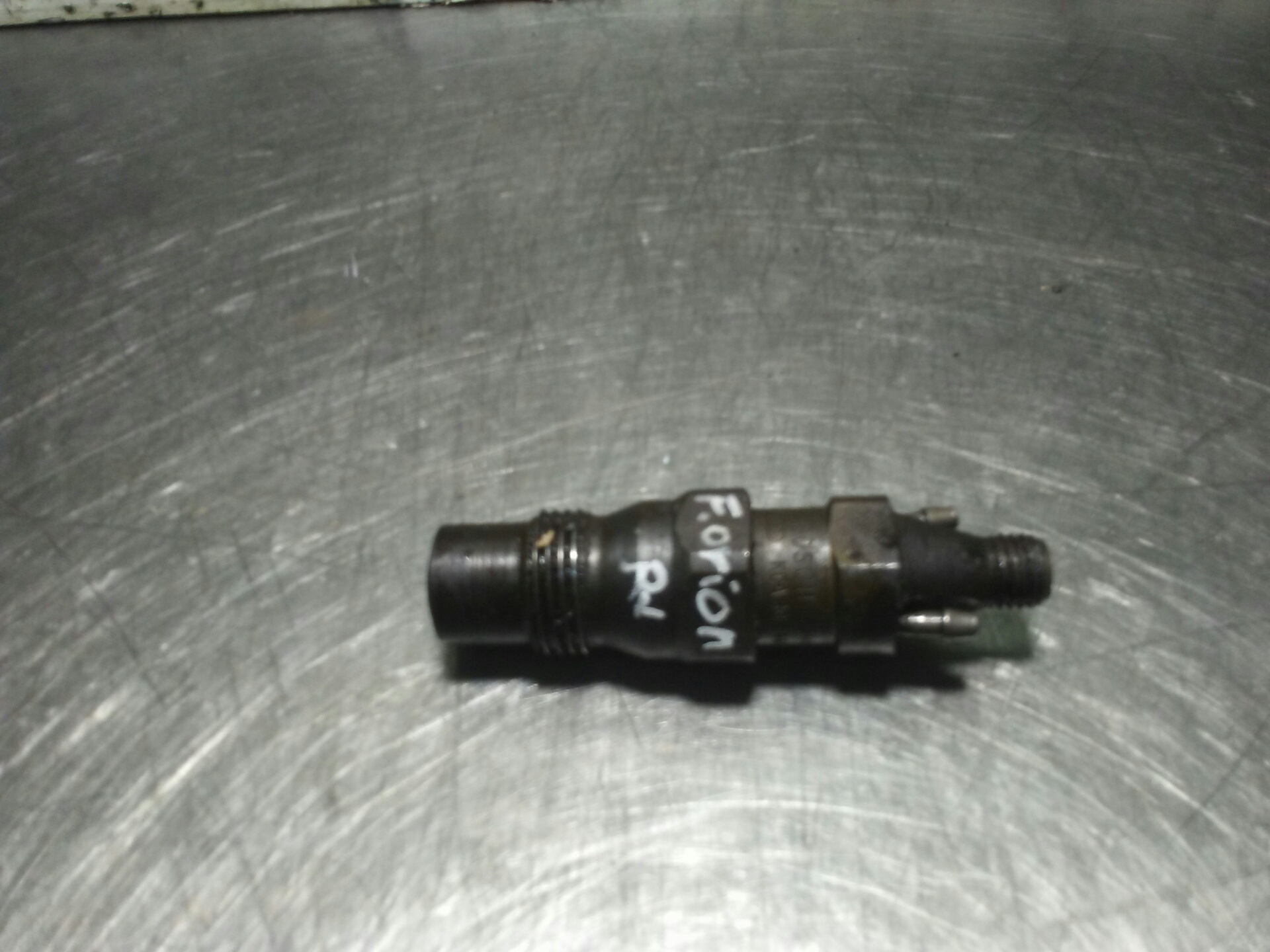 TOYOTA Golf 2 generation (1983-1992) Injector de combustibil KCA30S44 18893086