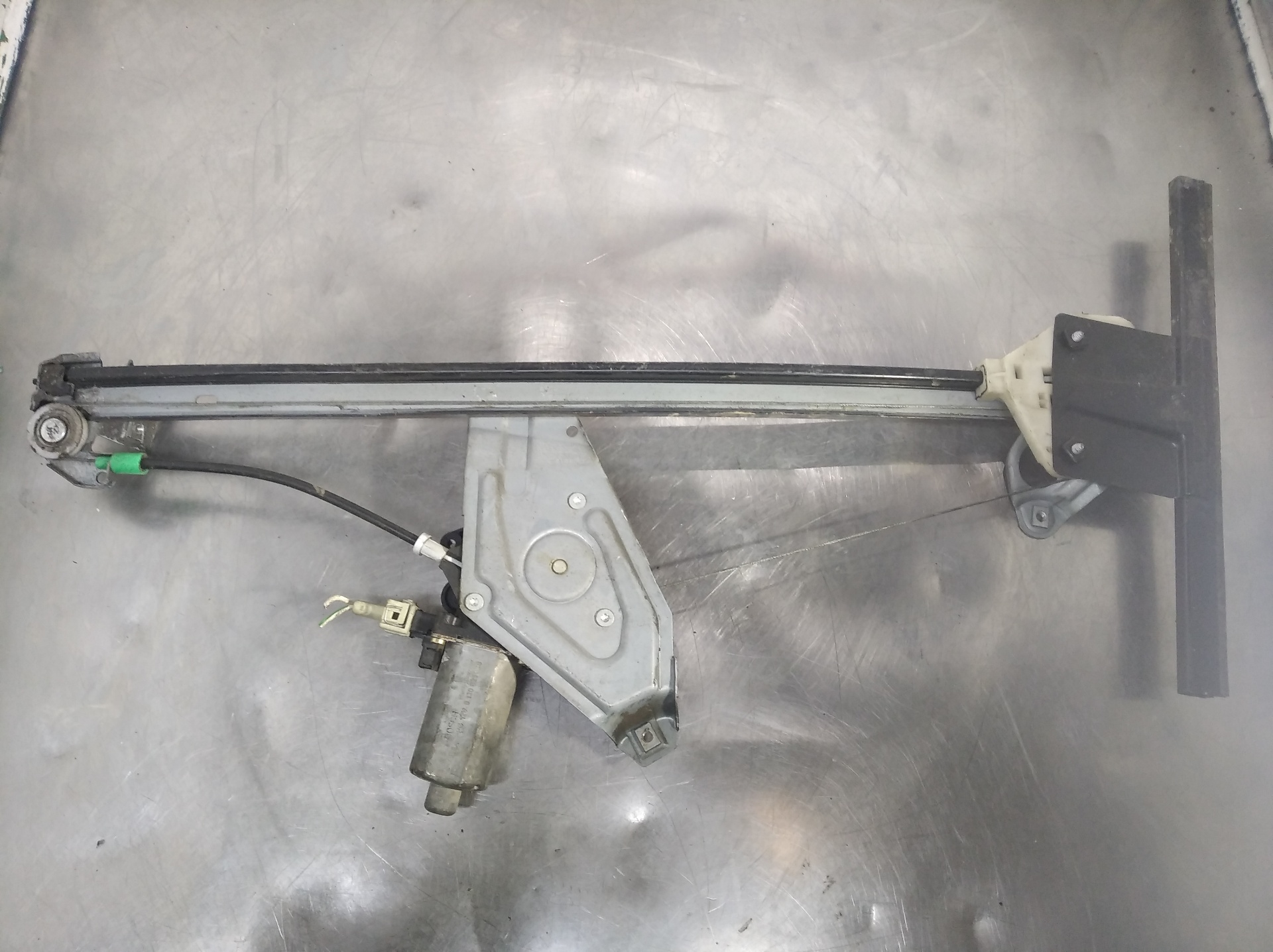Elevalunas delantero derecho G8T760,G8T714,G8T716,G8T,G8T717,G8T17 0130821630 de Renault Espace 1996-0 - pieza usada
