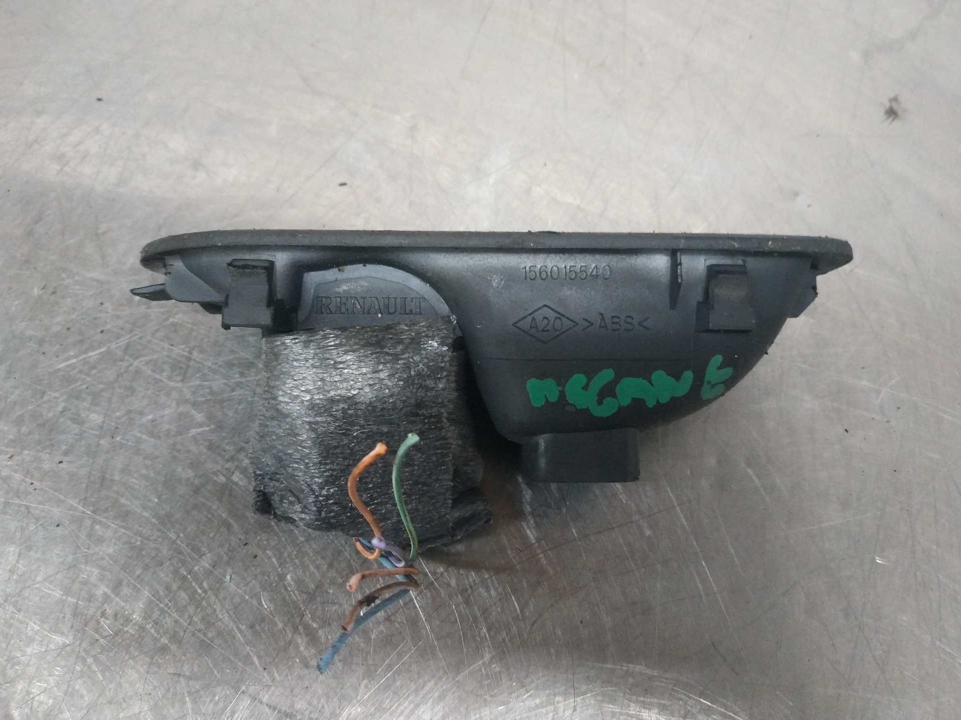 Mando elevalunas trasero izquierdo 156015540 de Renault Megane ii (bm0/1_, cm0/1_) 2002-2008
