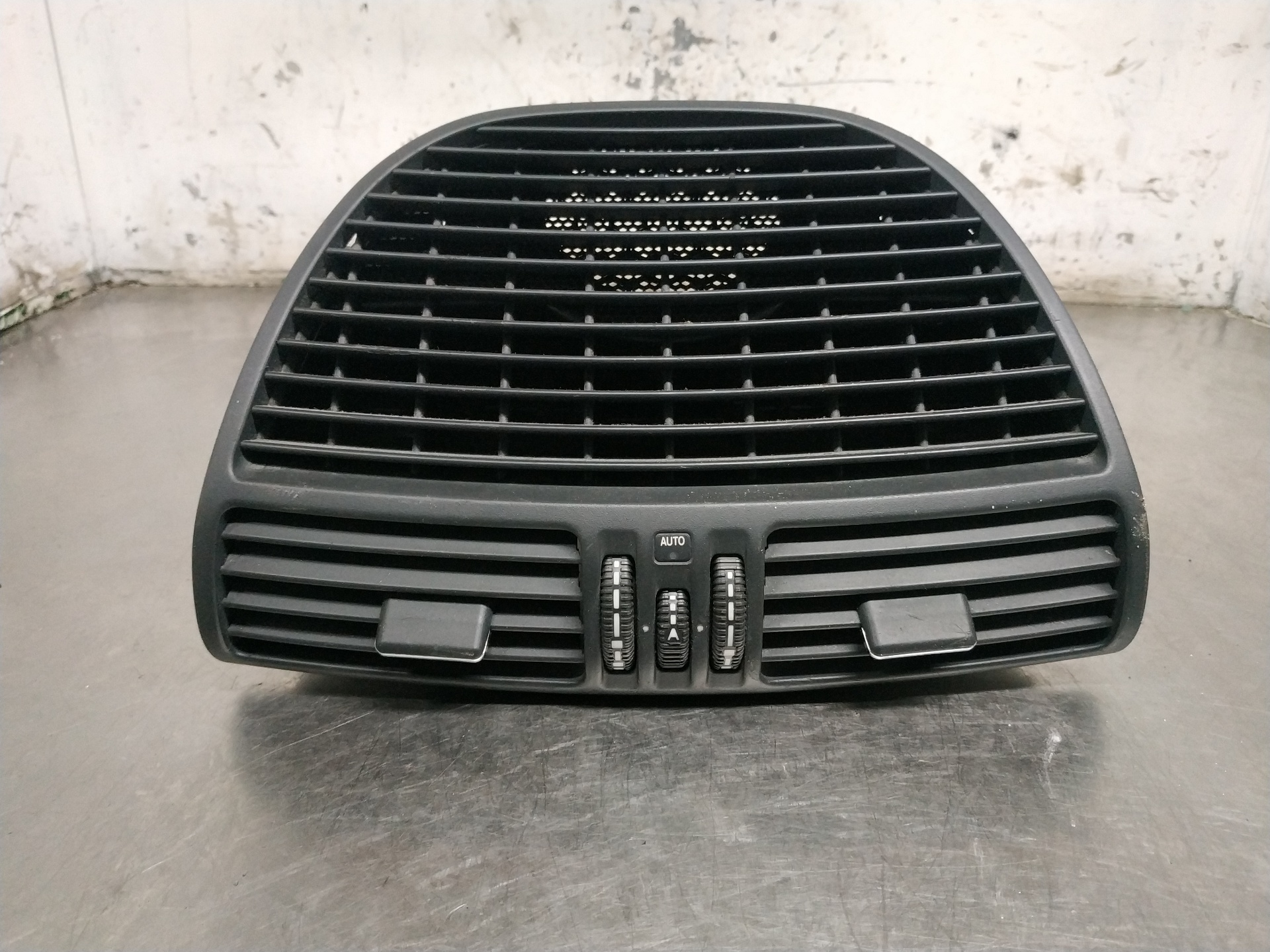 NISSAN S-Class W220 (1998-2005) Cabin Air Intake Grille 2158300554 24854074