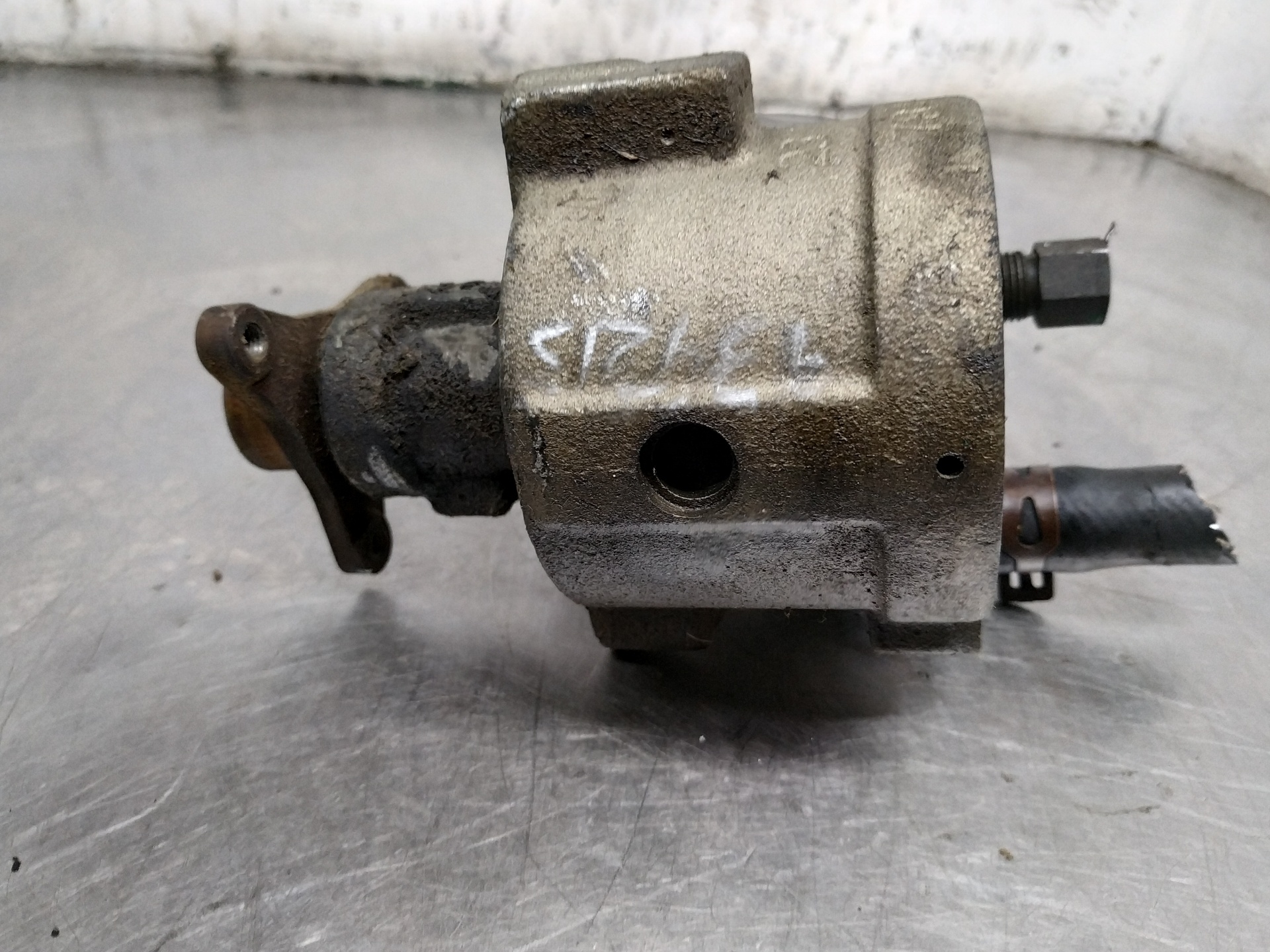 CITROËN Megane 1 generation (1995-2003) Power Steering Pump 26058572 23610059