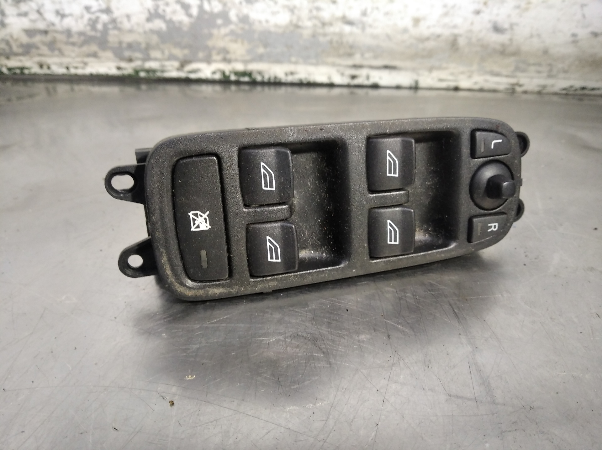 Front window control panel lh 4204T 30710787 de Volvo S40 2003-2012