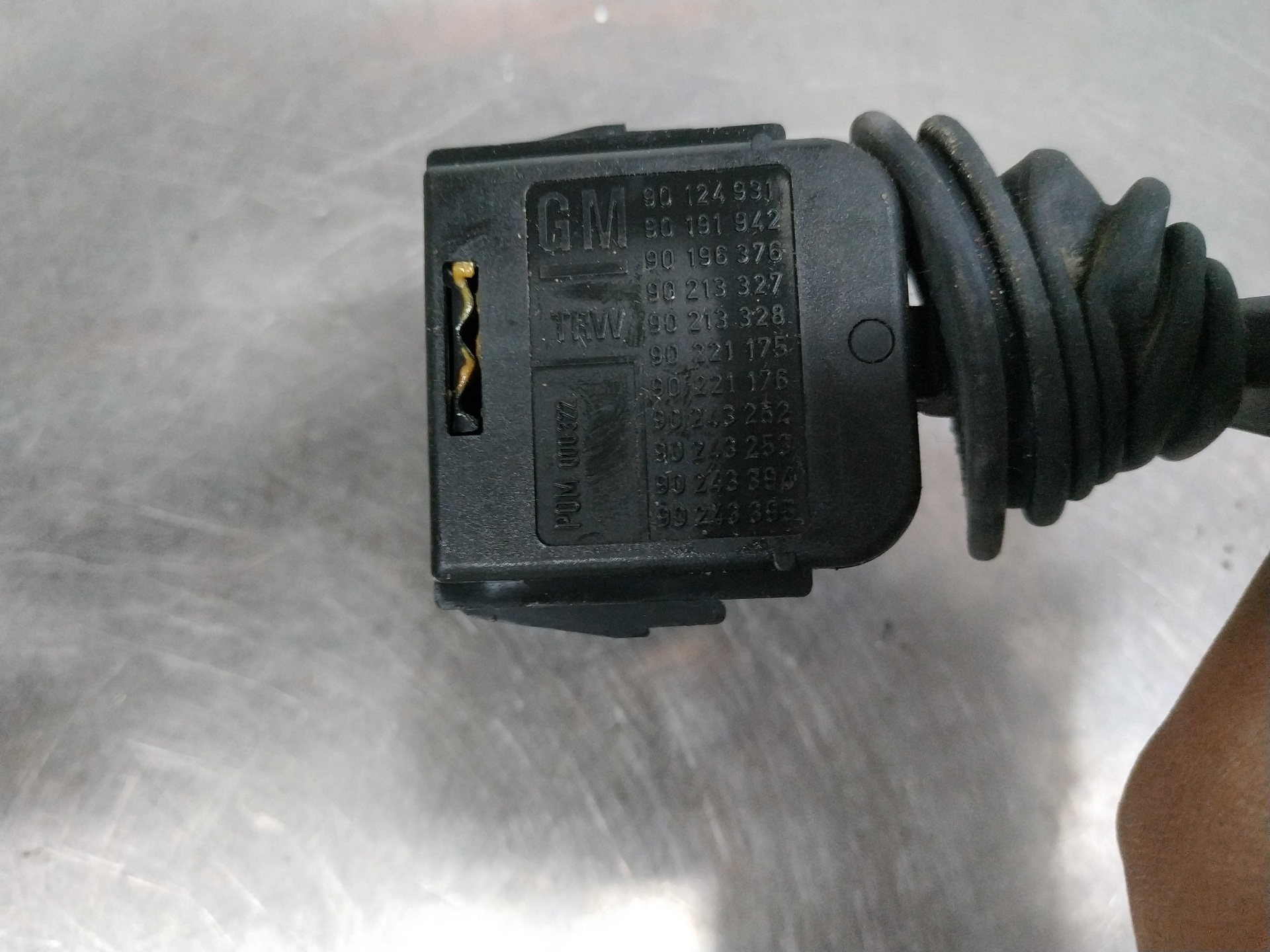 Mando del limpia X16XEL 90124931 de Opel Astra g hatchback (t98) 1998-0 - pieza usada