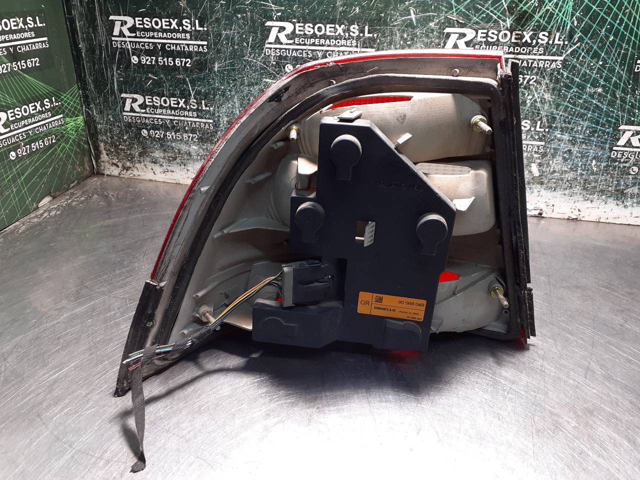 Scheinwerfer hinten rechts X20DTH 90568049 de Opel Vectra b hatchback (j96) 1995-0 - pieza usada