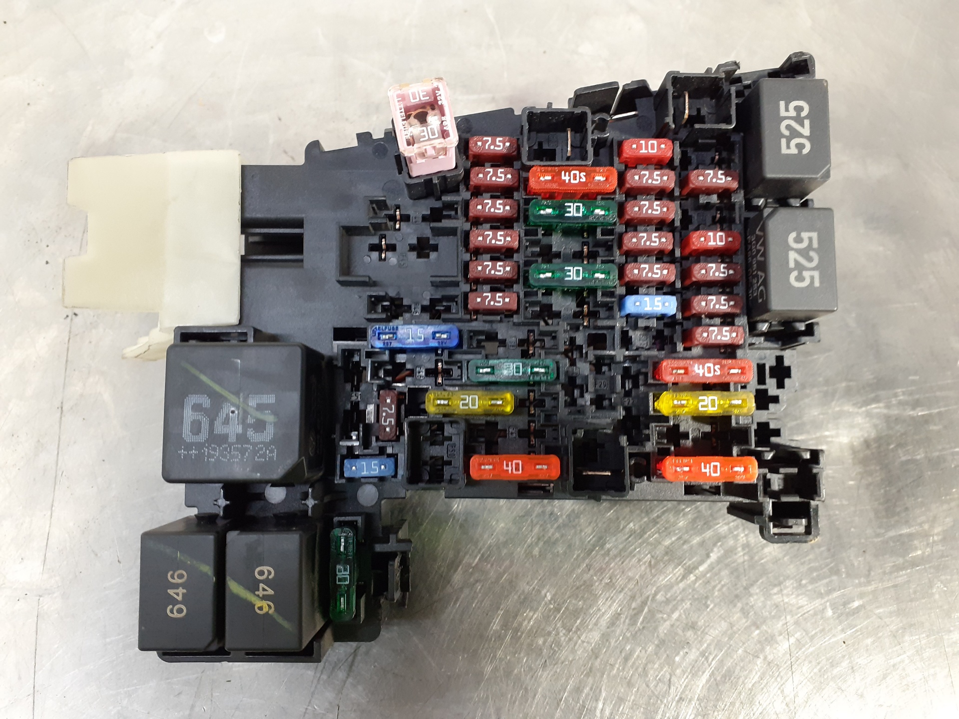 SEAT Toledo 3 generation (2004-2010) Fuse Box 5Q0937615C 18982384