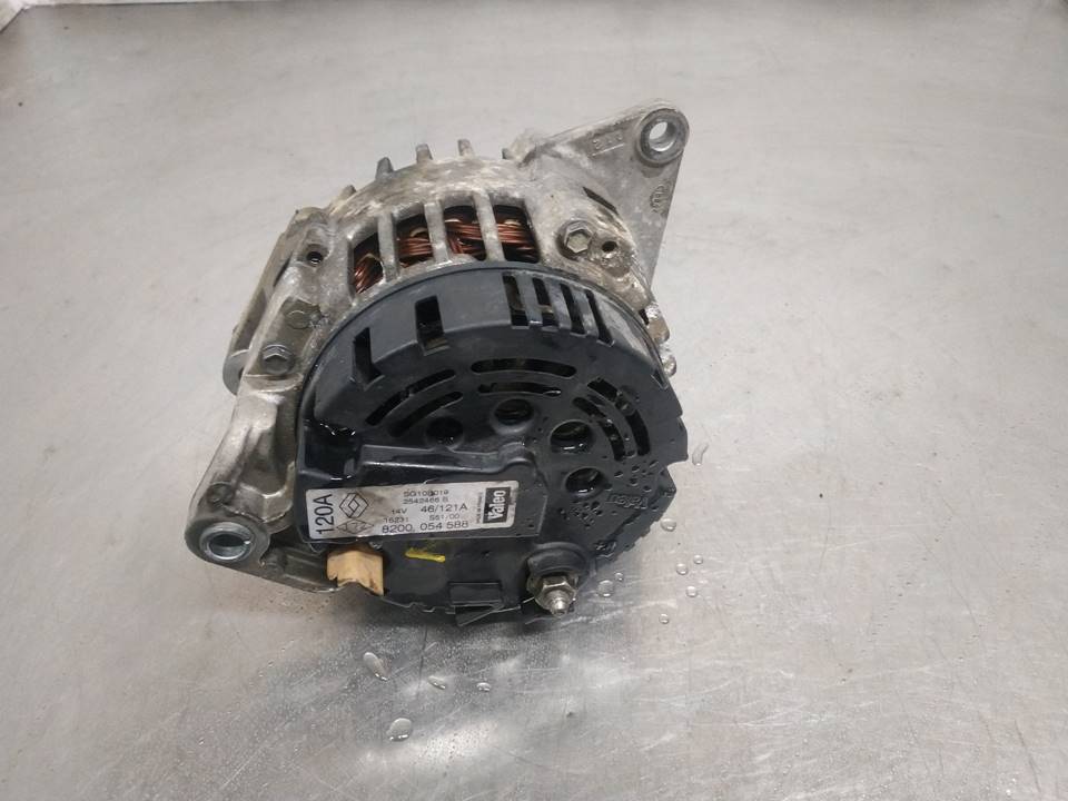 Alternator 8200054588 de Renault Megane scénic (ja0/1_) 2001-2003 - pieza usada