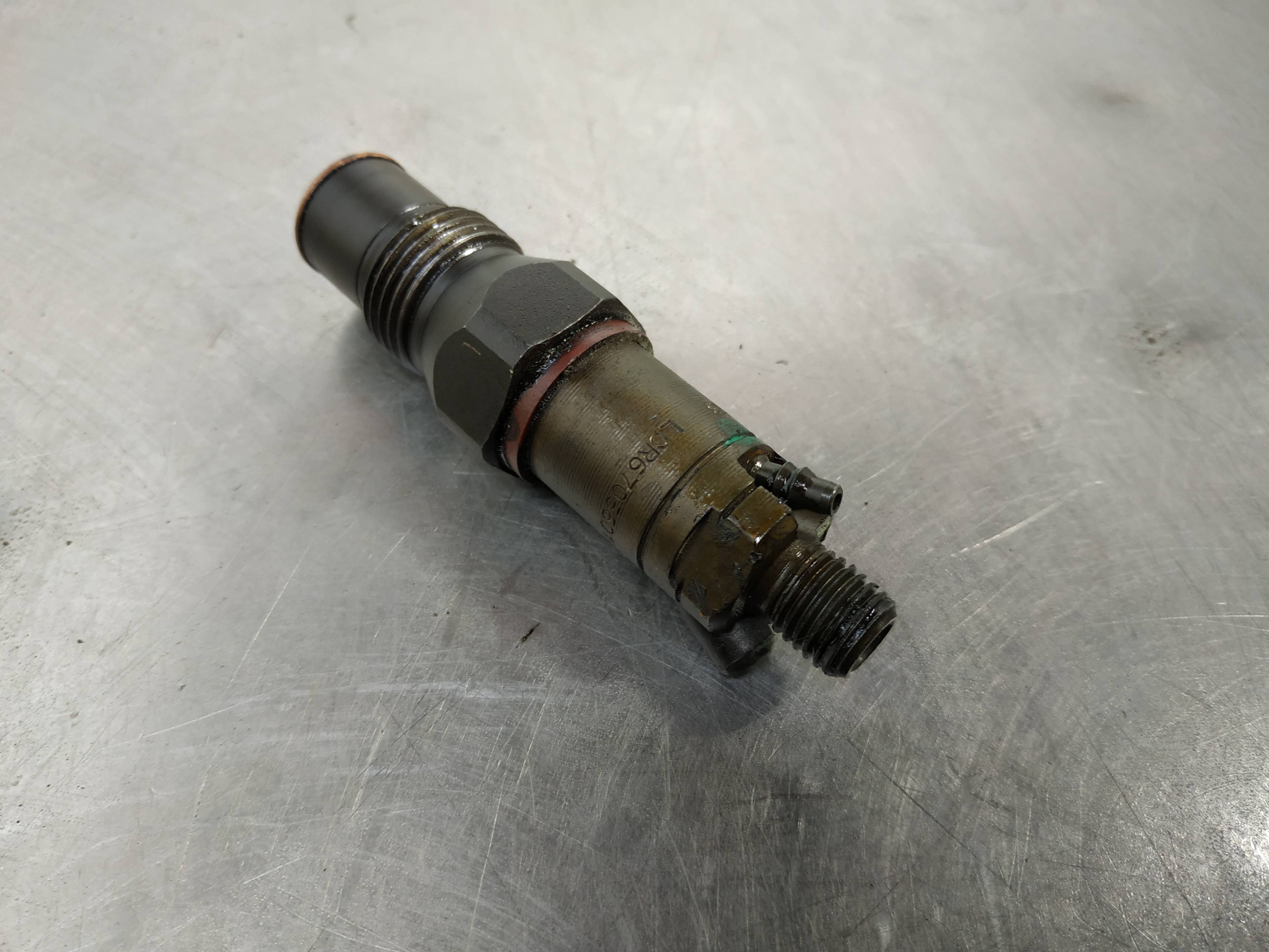 FORD Orion 3 generation (1990-1993) Fuel Injector LCR6705601E 19020531