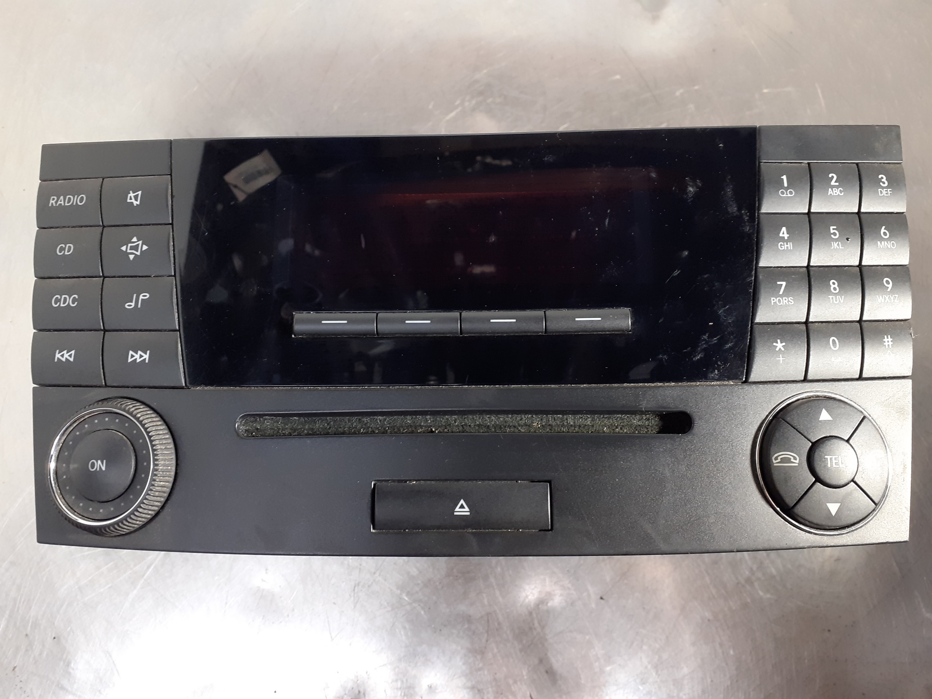 MERCEDES-BENZ E-Class W211/S211 (2002-2009) Lecteur de musique sans GPS A2118209889 18995535