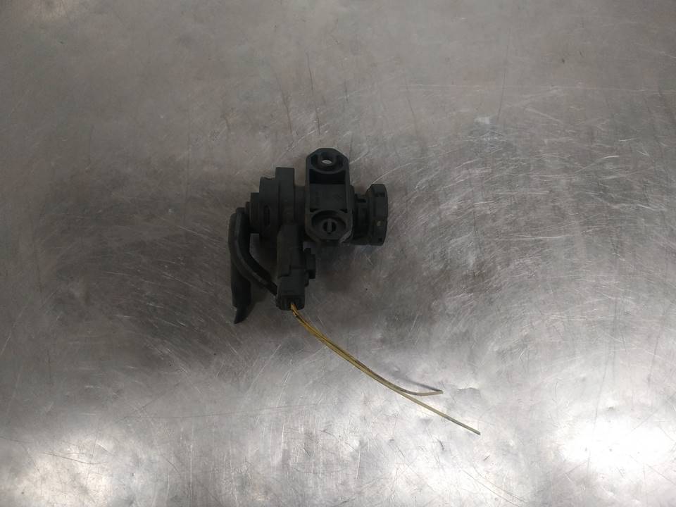 Válvula de aire adicional 9635704380 de Citroen C5 2002-2003