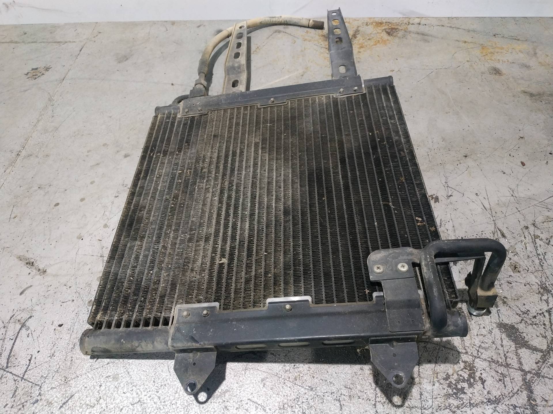 Kondensator AEX 4825941 de Volkswagen Polo iii (6n1) 1994-1995 - pieza usada