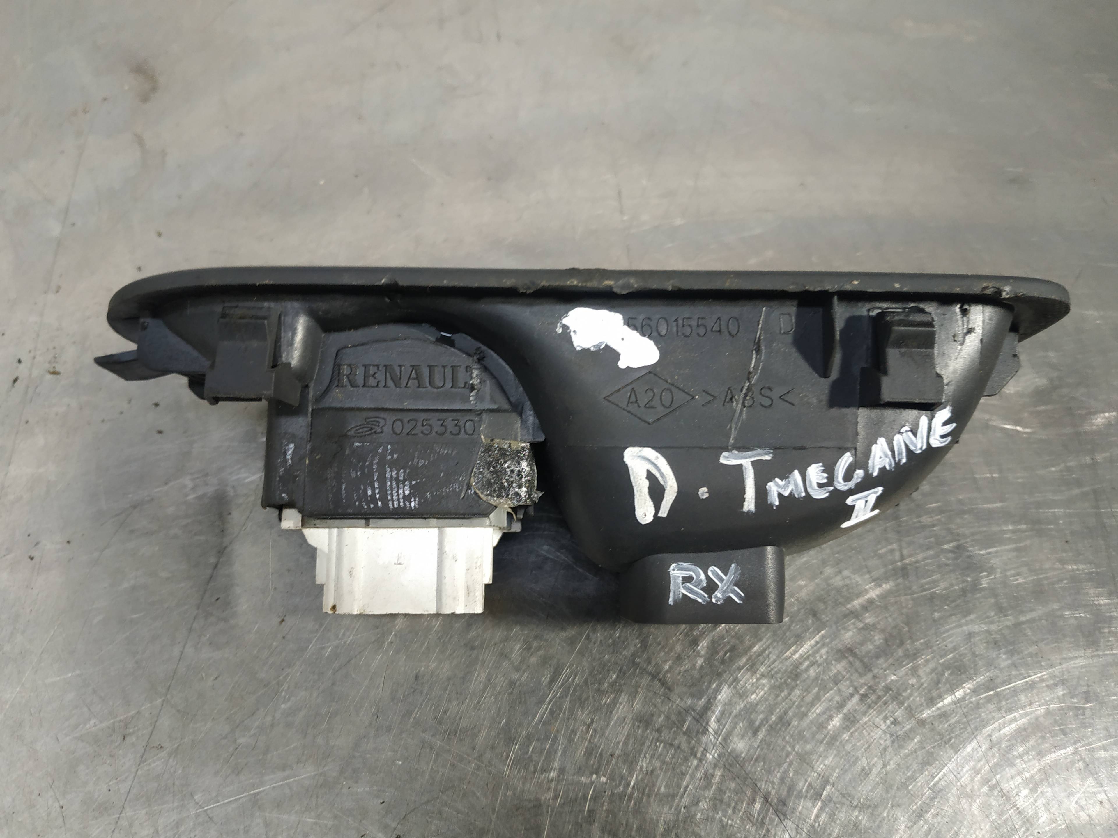 Elevalunas trasero derecho 156015540 de Renault Megane ii 2002-2009 - pieza usada