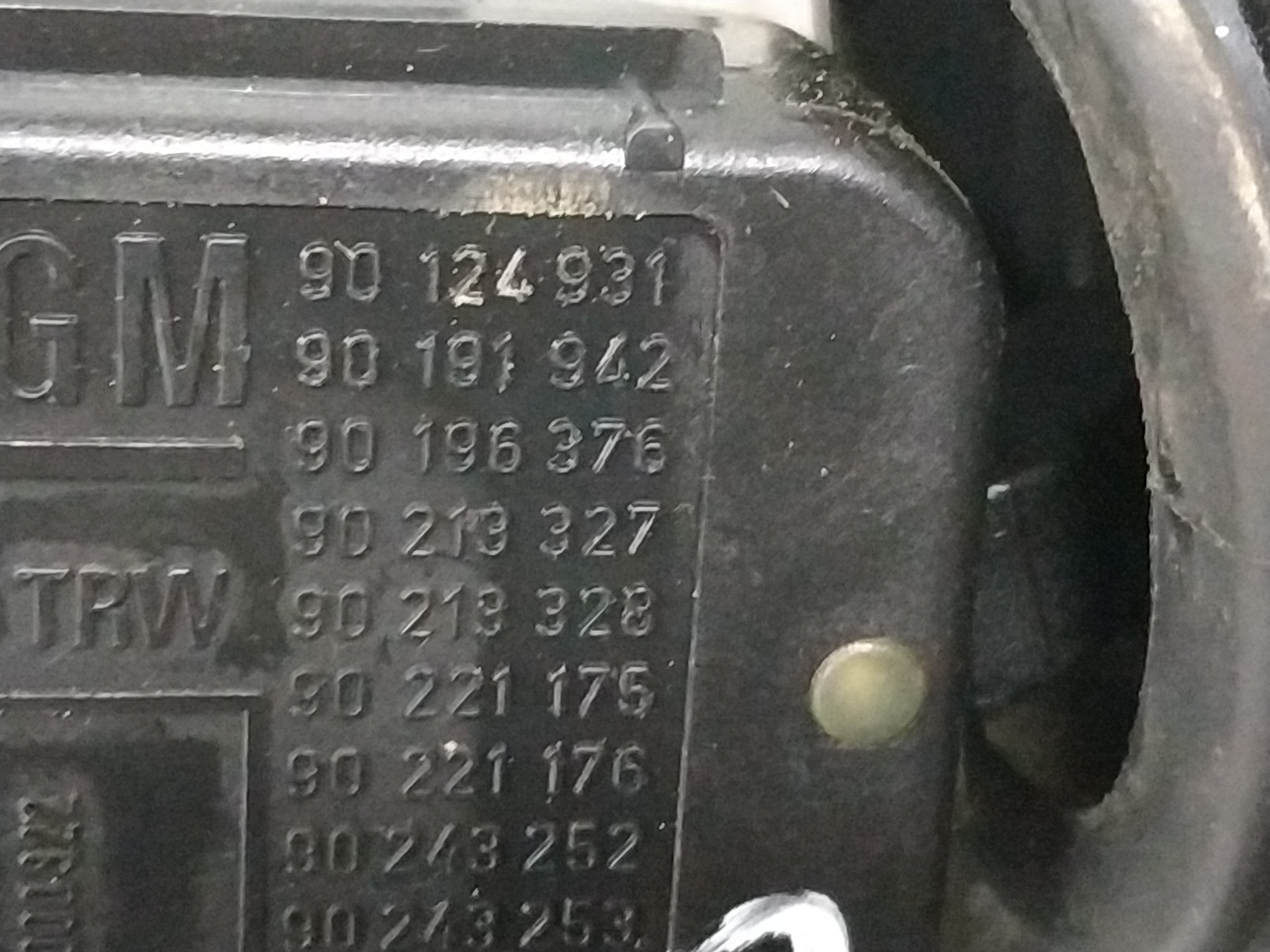 Mando del limpia Z16SE 90124931 de Opel Astra 1998-0 - pieza usada