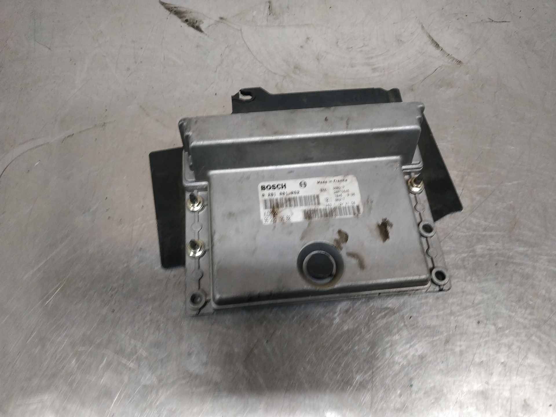 Switchboard engine uce DHXXUD9TE,DHX 0281001262 de Peugeot 406 coupé (8c) 2000-2004 - pieza usada