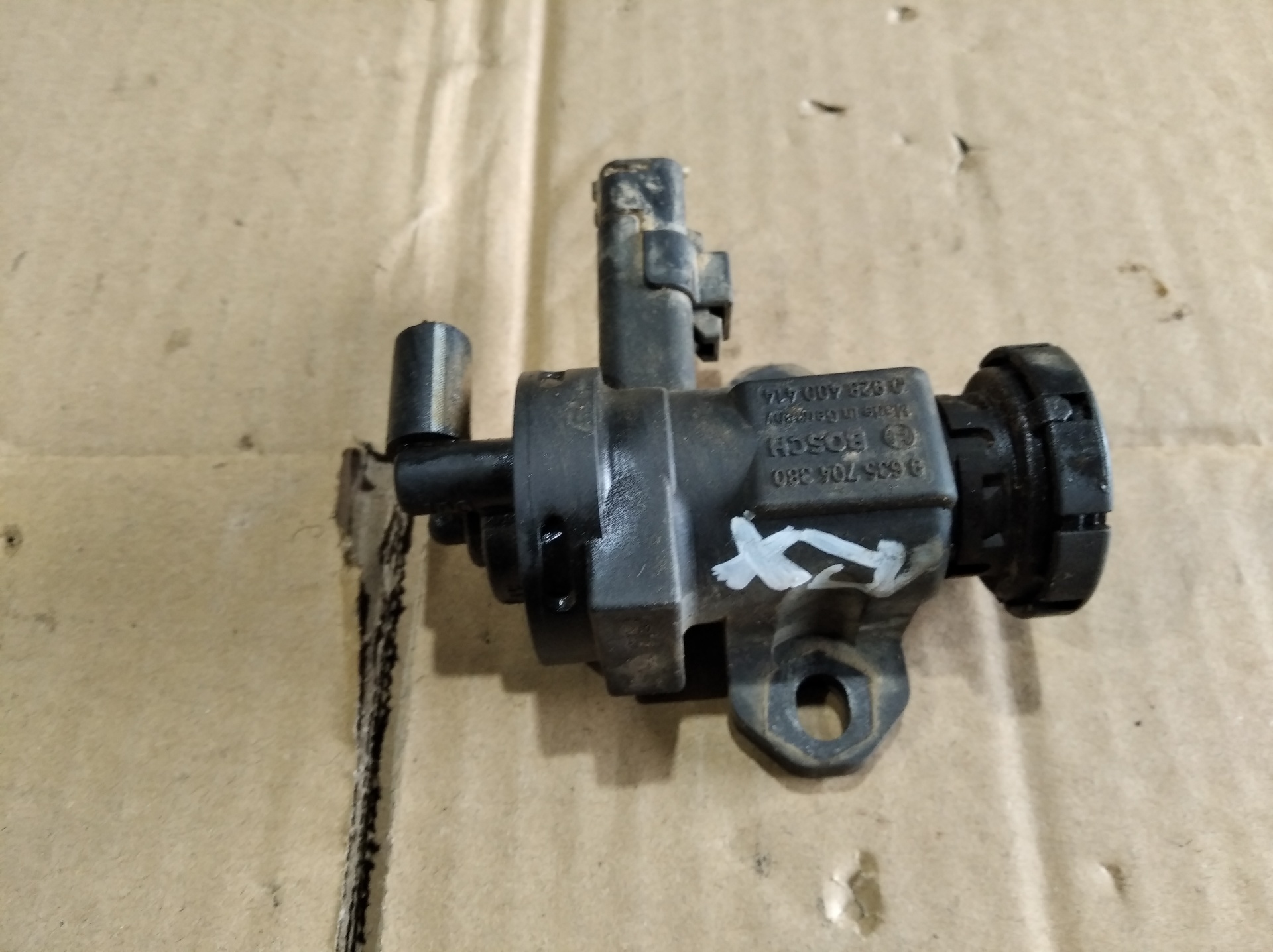 Válvula de aire adicional WJX,161-A,K1G 9635704380 de Hyundai I30 2012-0 - pieza usada