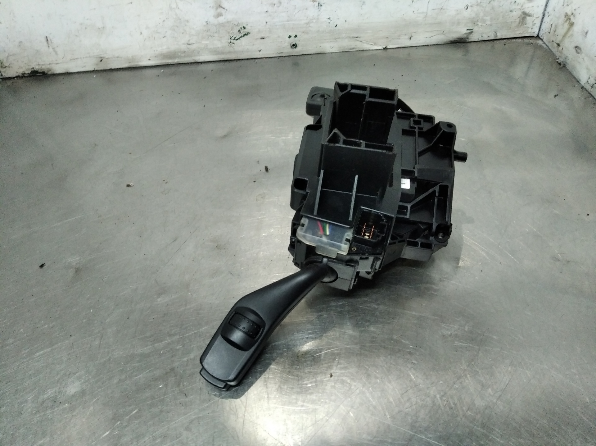 PEUGEOT Focus 2 generation (2004-2011) Switches 4M5T14A664 23583014