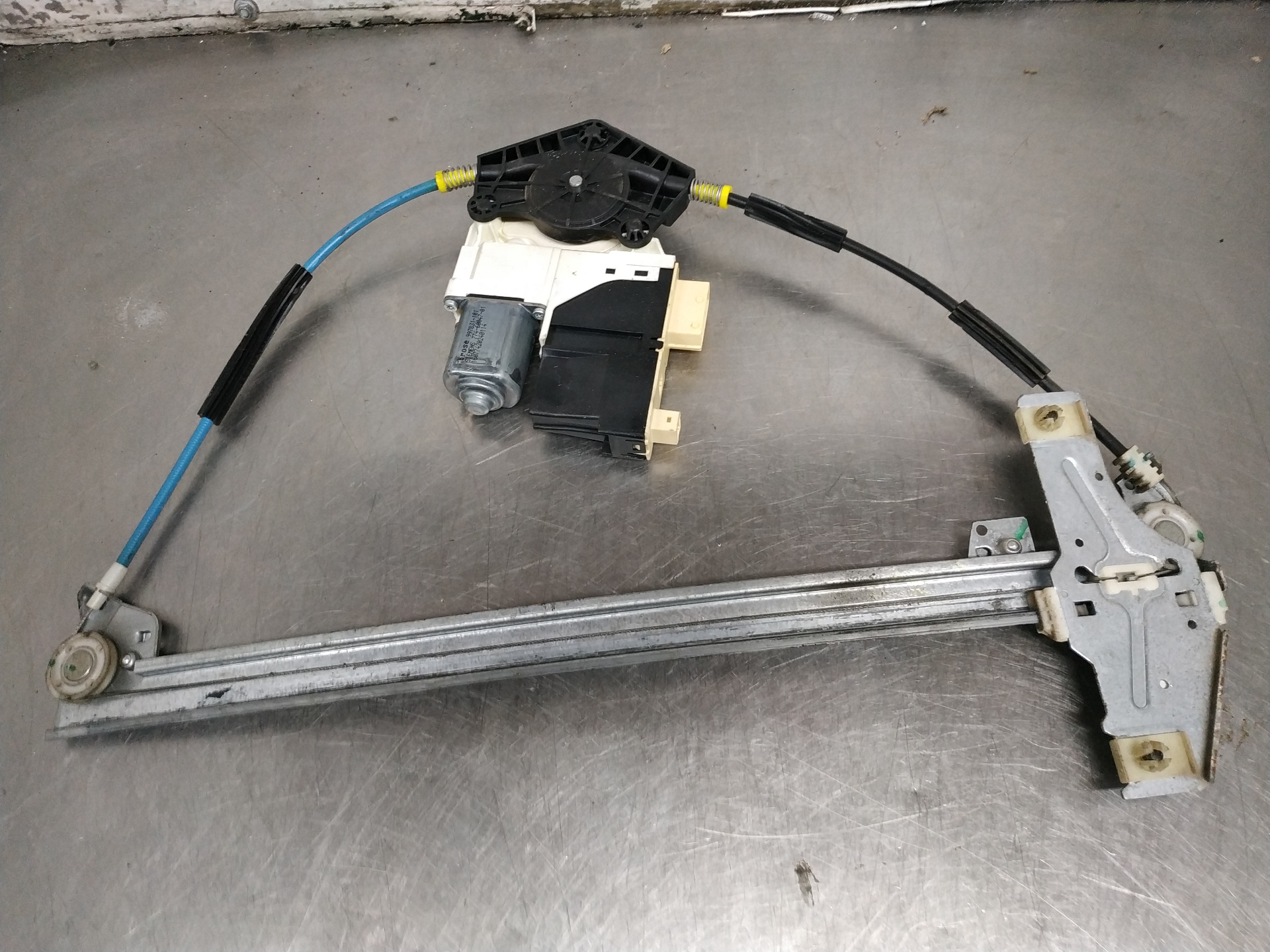 PEUGEOT 307 1 generation (2001-2008) Front Right Door Window Regulator 964788100 23584221