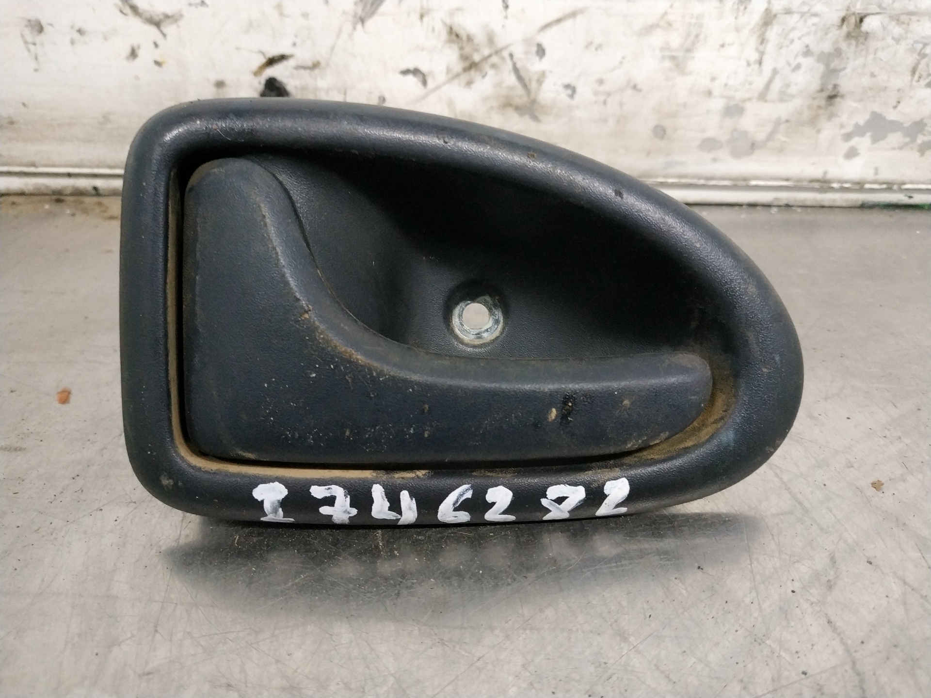 BMW Megane 1 generation (1995-2003) Front Left Door Interior Handle Frame 8200028994 23572696