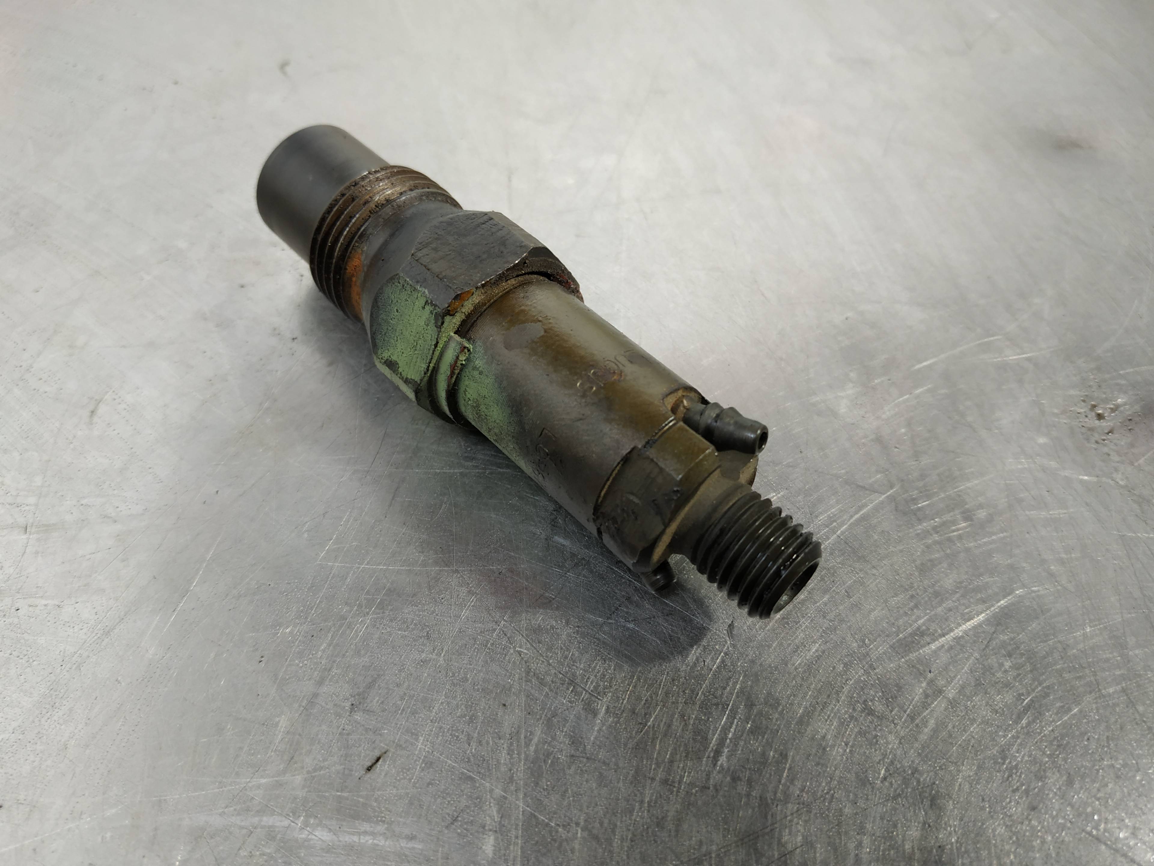 FORD Orion 3 generation (1990-1993) Fuel Injector LCR6705601E 19015816