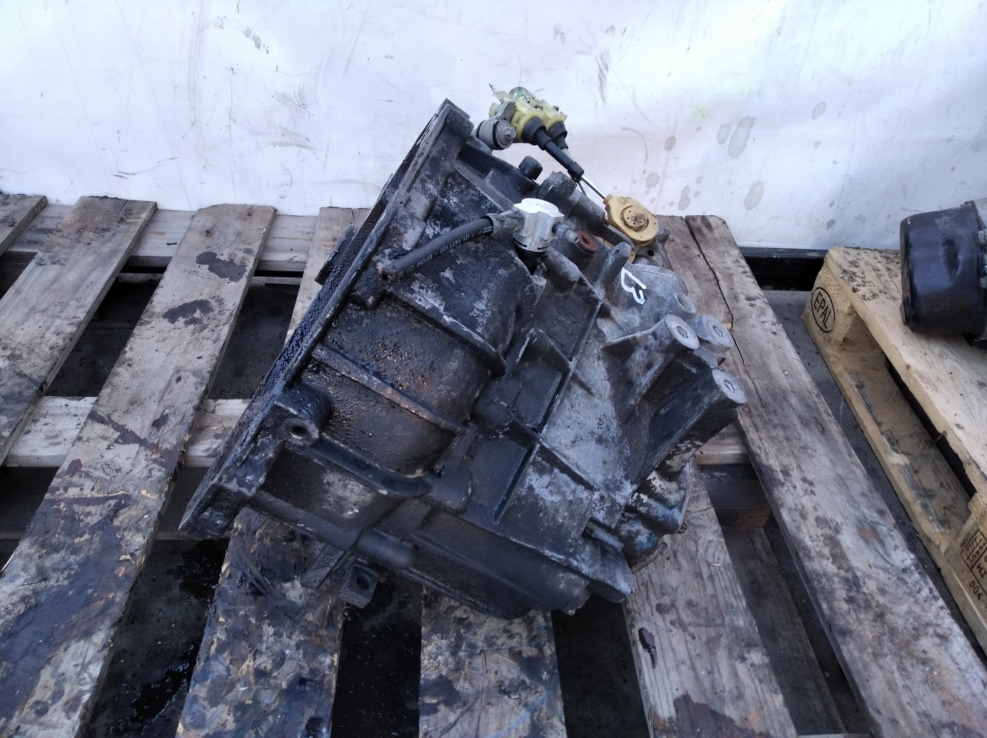 Caja de cambios Y20DTH 5495775 de Opel Vectra b (j96) 1995-2002 - pieza usada