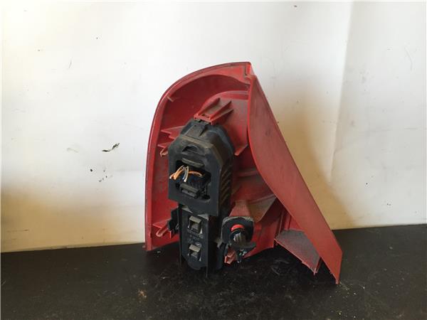 Piloto trasero derecho 7700410516 de Renault Clio ii (bb_, cb_) 2004-0 - pieza usada
