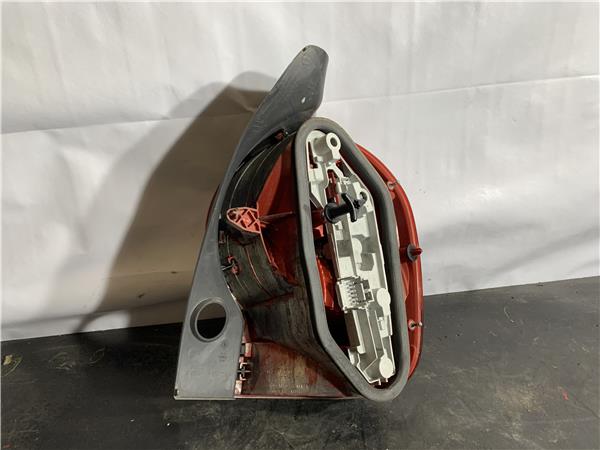 Rear lamp lh K4M 790 8200538786 de Renault Modus i 2004-0 - pieza usada