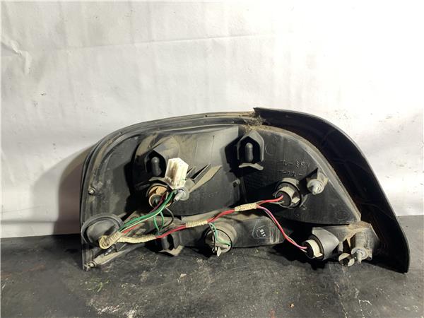 Rear lamp rh 6A13 22087199 de Mitsubishi Galant berlina (ea0) 1997-0 - pieza usada