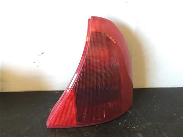 Piloto trasero derecho 7700410516 de Renault Clio ii (bb_, cb_) 2004-0