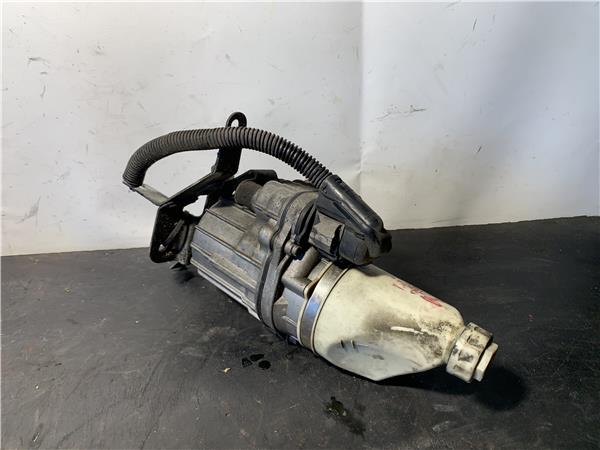 Bomba dirección eléctrica 13188613 de Opel Zafira b 2005-0