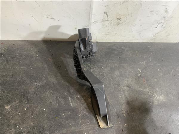 Pedal del acelerador 9202341 de Opel Zafira b 2005-0 - pieza usada