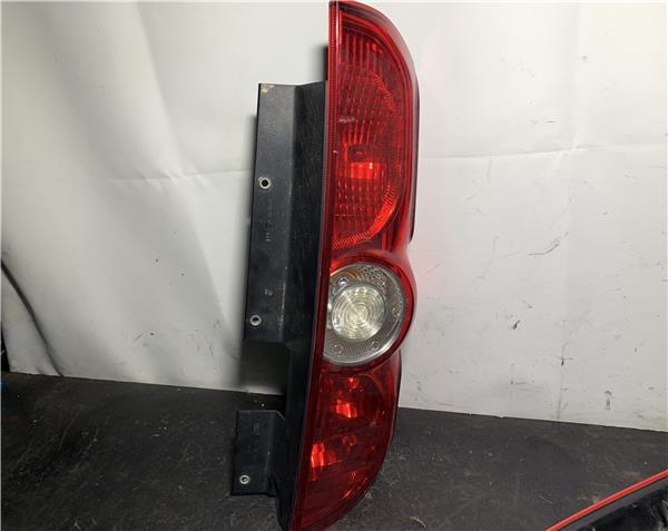 Scheinwerfer hinten rechts 00518106730 de Fiat Ii doblo (152) 2010-0